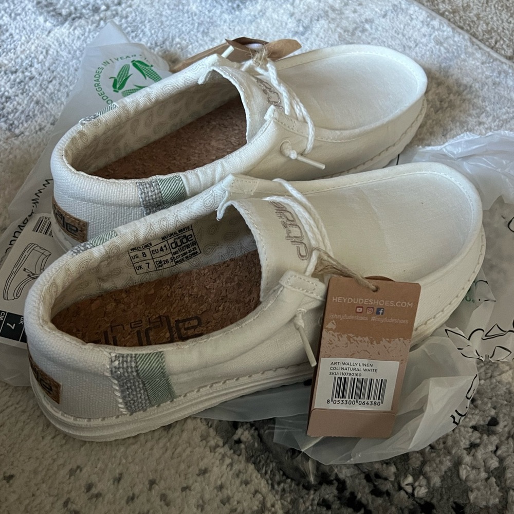Women’s 10, Men’s 8 Natural White Heydudes